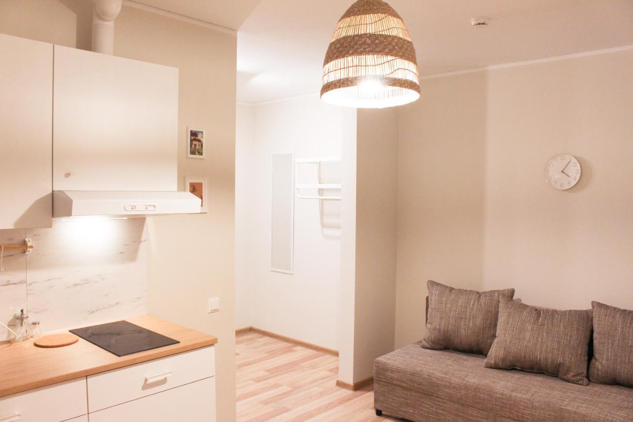 Bright Spacious Apartment In Riga With Free Parking Екстер'єр фото