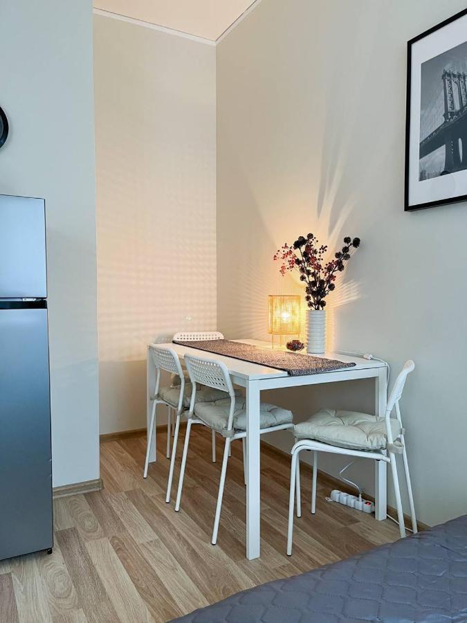 Bright Spacious Apartment In Riga With Free Parking Екстер'єр фото